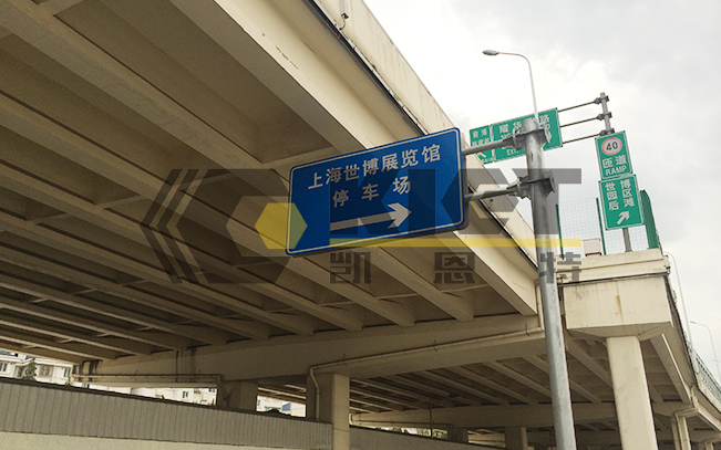 智能控制同步頂升液壓系統用于上海盧浦大橋支座更換